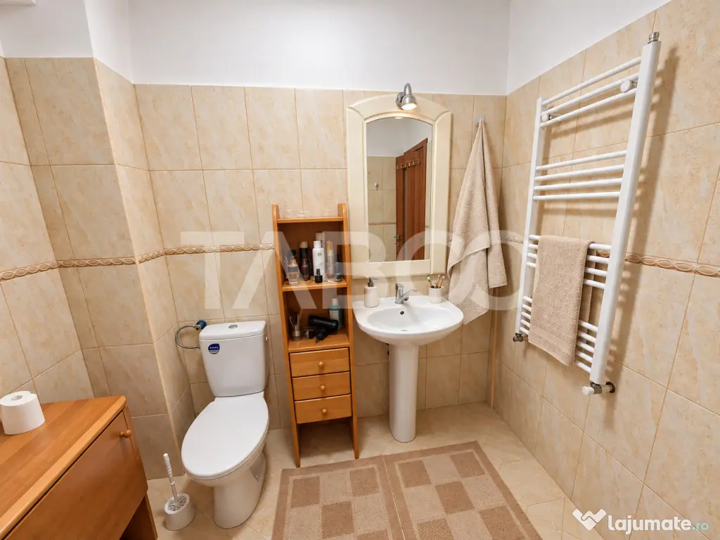 Garsoniera decomandata de vanzare balcon parcare Arhitectilo - Sibiu (Sibiu)