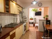 Apartament decomandat 3 camere 2 bai etaj 3 balcon zona bun 