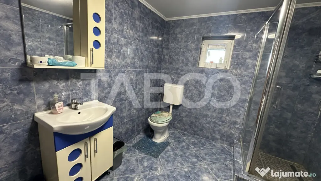 Casa individuala 4 camere cu intrare de la 2 strazi Poplaca - Poplaca (Sibiu)