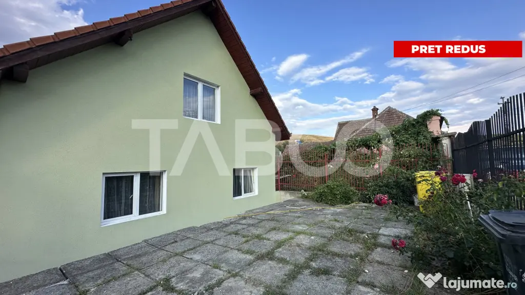 Casa individuala 4 camere cu intrare de la 2 strazi Poplaca - Poplaca (Sibiu)