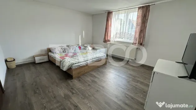 Casa individuala 4 camere cu intrare de la 2 strazi Poplaca - Poplaca (Sibiu)