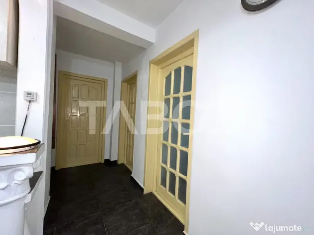 Apartament cu 3 camere in Gheorgheni zona Piata Mercur balco - Cluj-Napoca (Cluj)