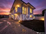 Casa de vanzare cu 4 camere in Floresti zona Muzeul Apei tip