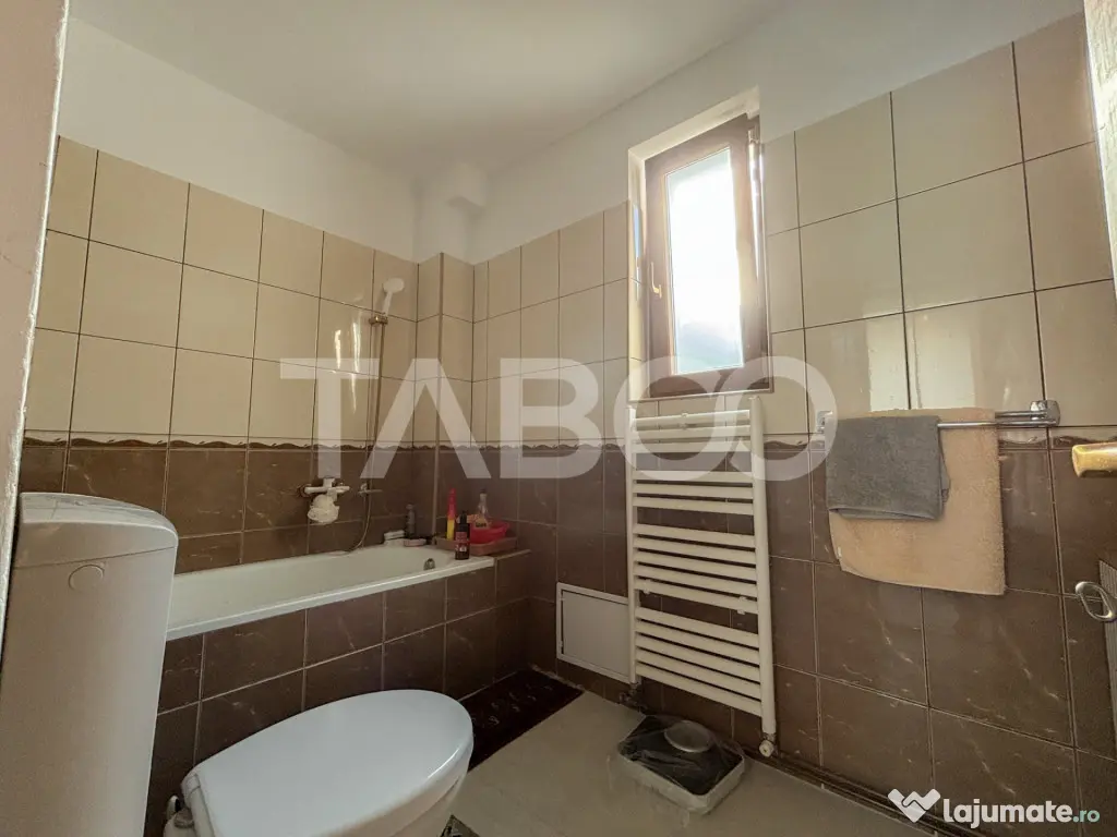 Apartament cu 3 camere de vanzare in Piata Cipariu locatie e - Cluj-Napoca (Cluj)
