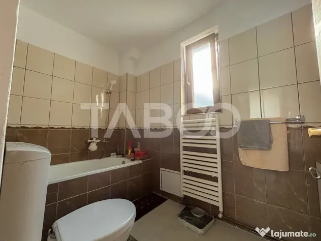 Apartament cu 3 camere de vanzare in Piata Cipariu locatie e - Cluj-Napoca (Cluj)