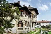 Vila interbelica isi asteapta cu speranta tacuta noul propri 