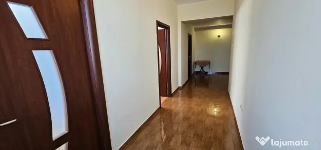 Spațiu - apartament 5 camere de închiriat – 160 mp - Micro 20 – zona BKO - Galati (Galati)