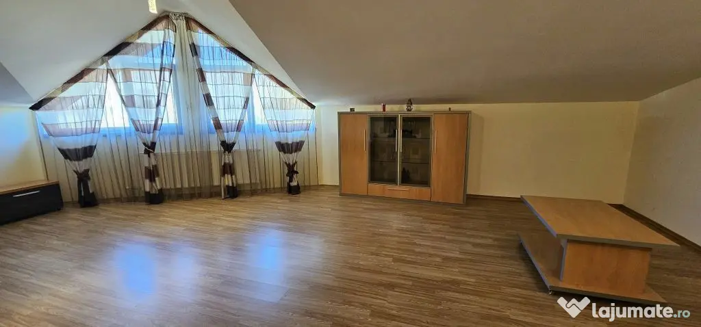 Spațiu - apartament 5 camere de închiriat – 160 mp - Micro 20 – zona BKO - Galati (Galati)