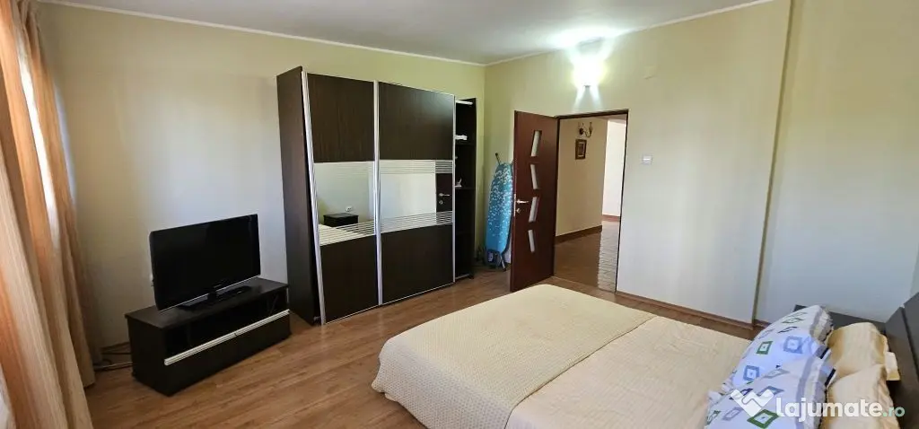 Spațiu - apartament 5 camere de închiriat – 160 mp - Micro 20 – zona BKO - Galati (Galati)