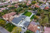 Vila la sol cu teren generos si finisaje premium Comision 0% 