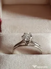 Inel logodna solitaire 18k diamant natural urias 0,74ct VS – H