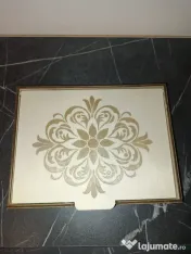 Cutie din Lemn cu 60 de Carduri cu Întrebări de Reflecție pentru Antreprenoare 