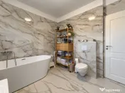 Duplex modern, complet mobilat, cu terasă și panouri fotov 