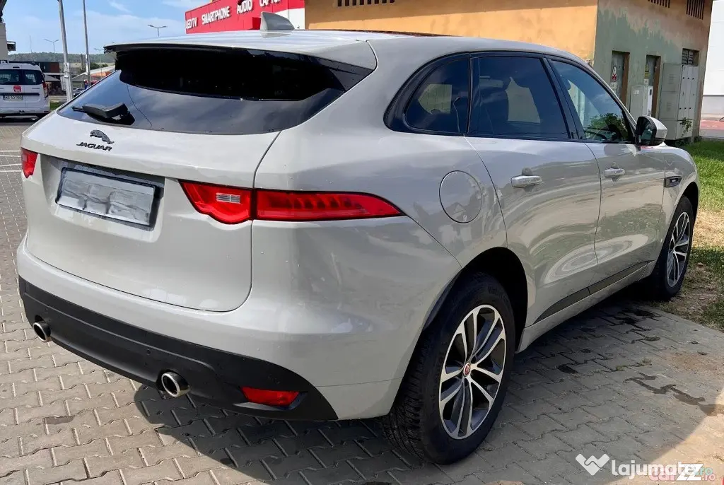 Jaguar F-Pace 3.0 R-SPORT AWD 300 - Calan (Hunedoara)