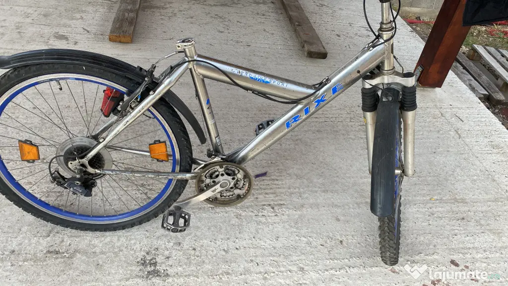 Biciclete de vânzare