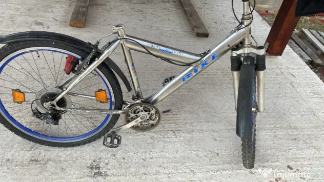 Biciclete de vânzare