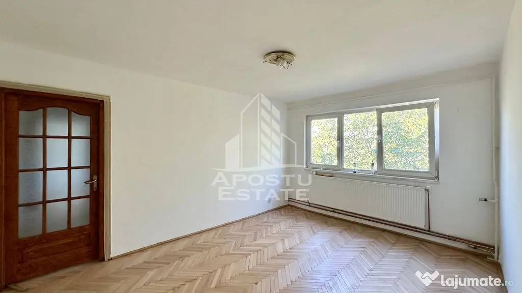Apartament cu 3 camere si boxa, centrala proprie, Dacia - Timisoara (Timis)