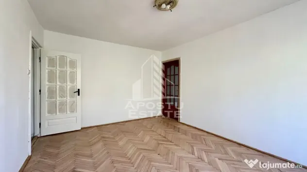 Apartament cu 3 camere si boxa, centrala proprie, Dacia - Timisoara (Timis)