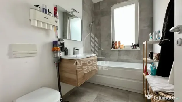Apartament de vanzare cu 3 camere, etajul intai, Dumbravita - Dumbravita (Timis)