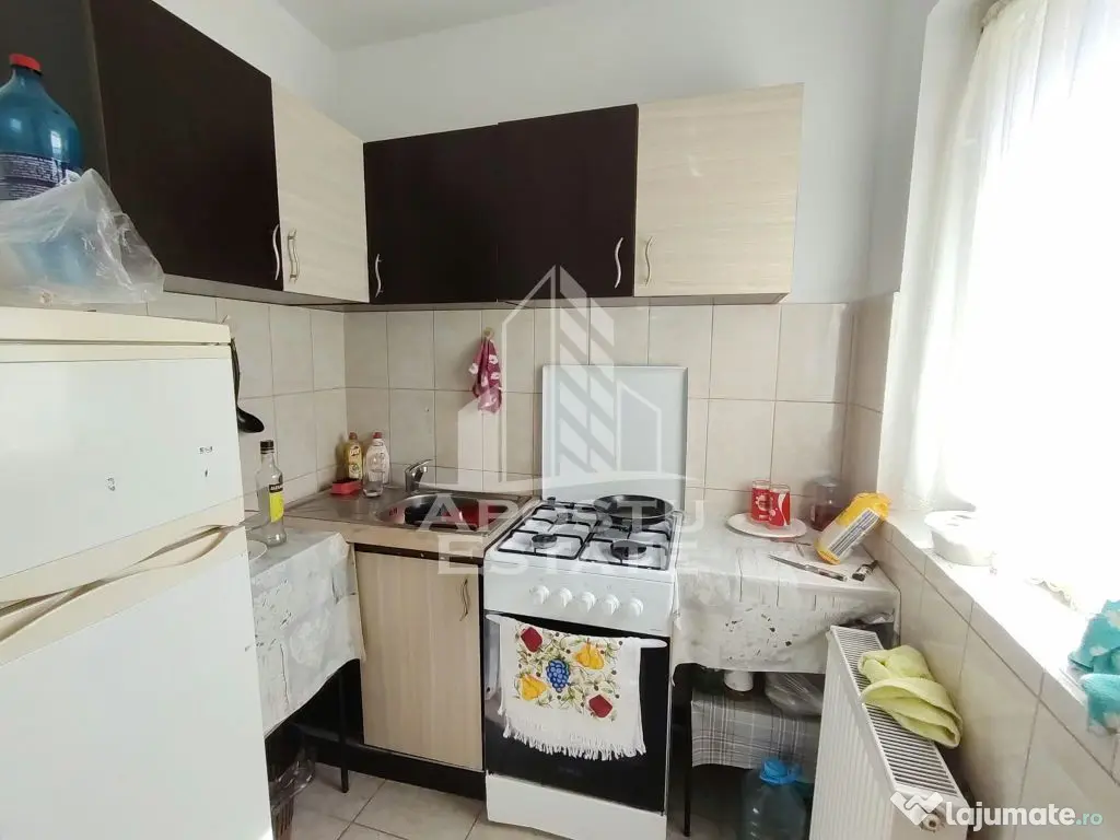 Garsoniera de vanzare, etaj intermediar, zona Buziasului, Timisoara - Timisoara (Timis)