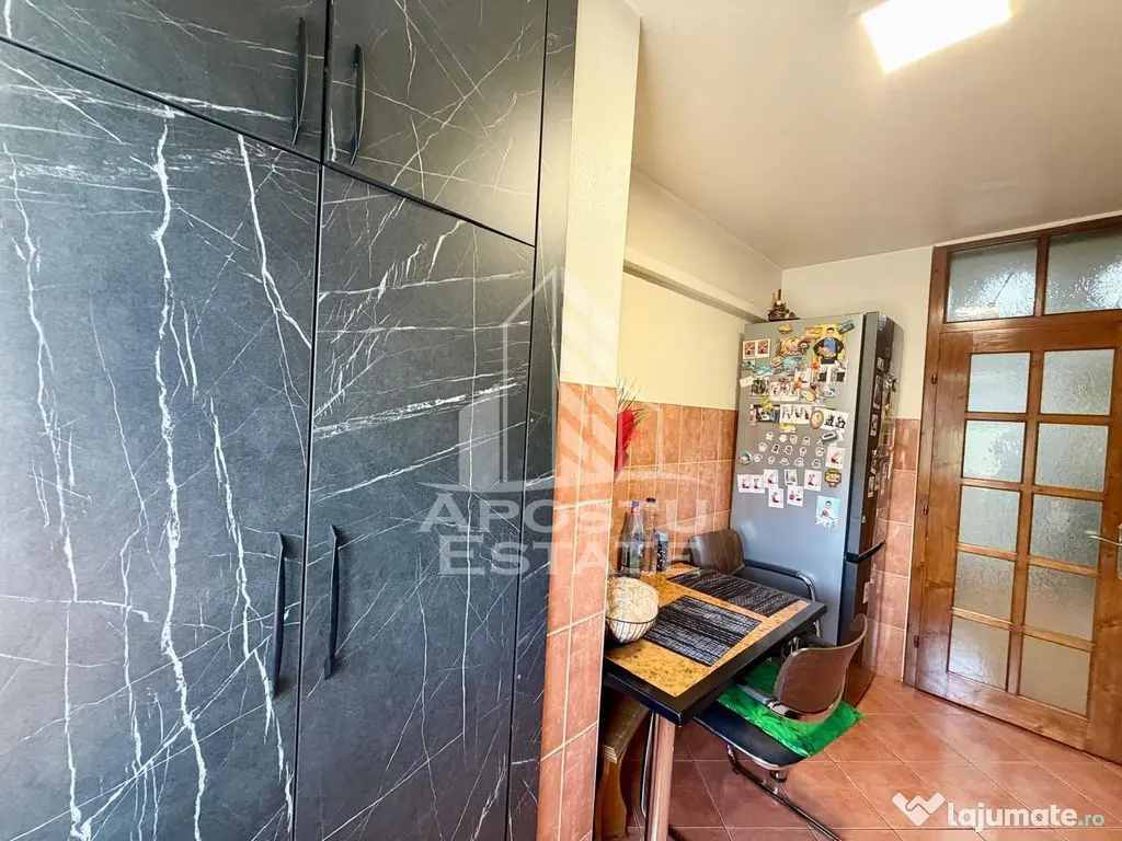 Apartament 3 camere de vanzare, Boxa, Zona Lipovei, Timisoara - Timisoara (Timis)