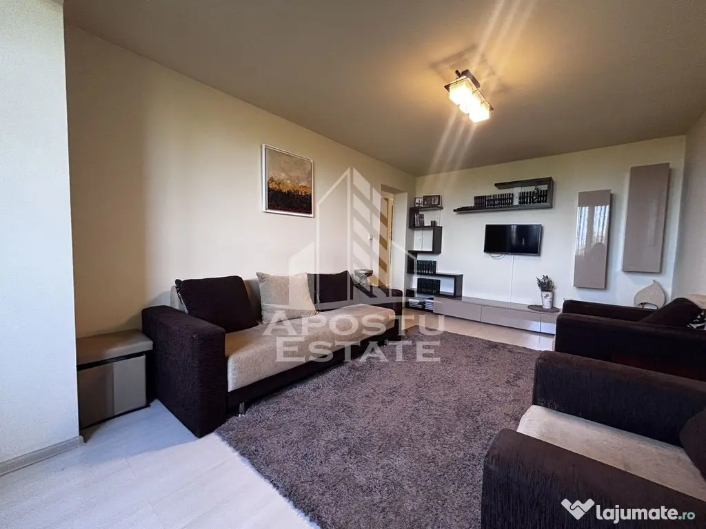 Apartament cu 3 camere de vanzare, decomandat, Tipografilor, Timisoara - Timisoara (Timis)