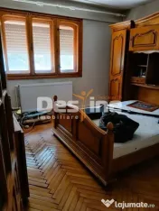 Apartament de vanzare zona centrala etaj 2/8 cu lift