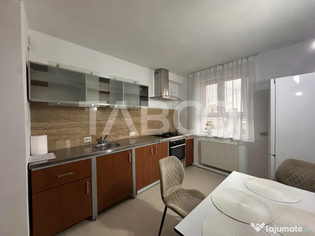 Apartament de inchiriat 3 camere decomandat utilat Mihai Vit - Sibiu (Sibiu)