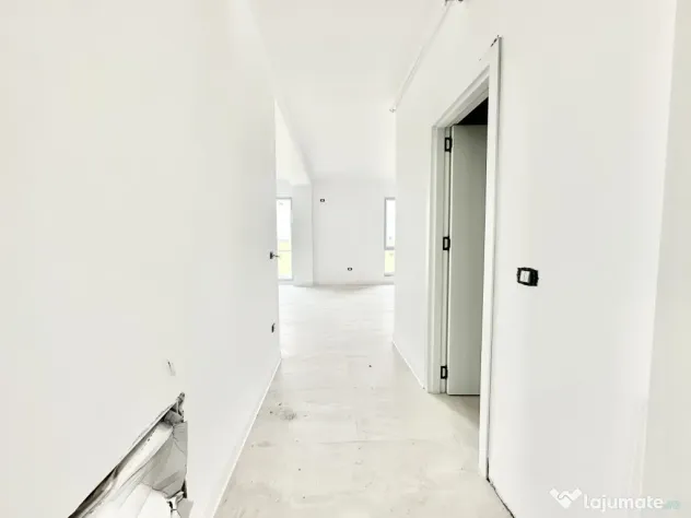 Apartament cu 2 camere de 58 mp cu 2 locuri de parcare - Mos - Mosnita Noua (Timis)