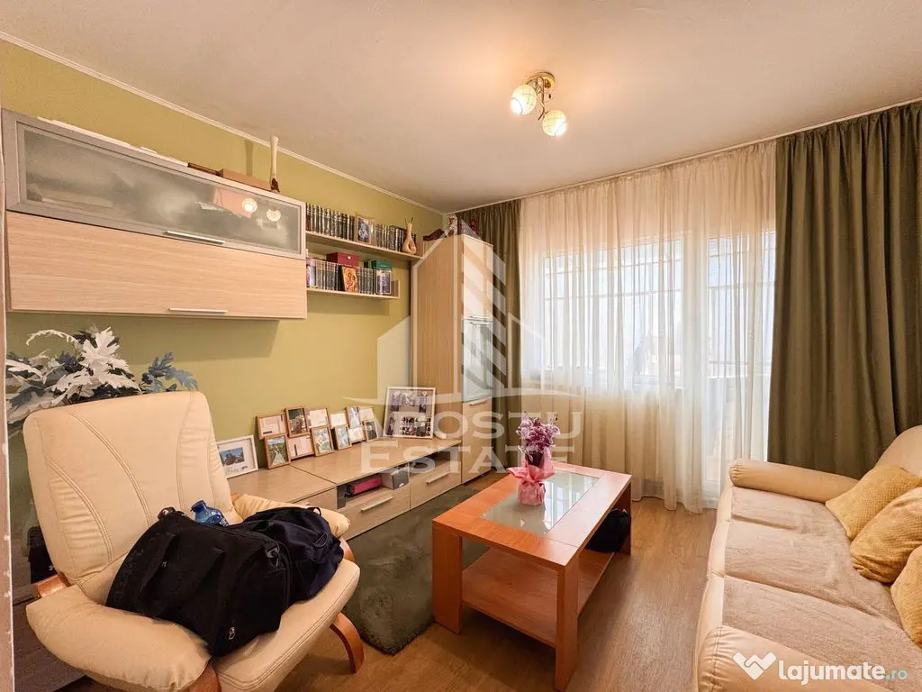 Apartament de vanzare cu 4 camere si 2 bai, etaj intermediar, Sagului - Timisoara (Timis)