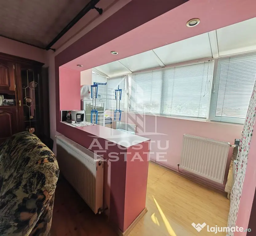Apartament 2 camere de vanzare, etaj 3, centrala, Mircea cel Batran - Timisoara (Timis)