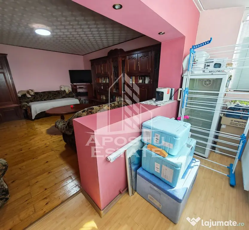 Apartament 2 camere de vanzare, etaj 3, centrala, Mircea cel Batran - Timisoara (Timis)
