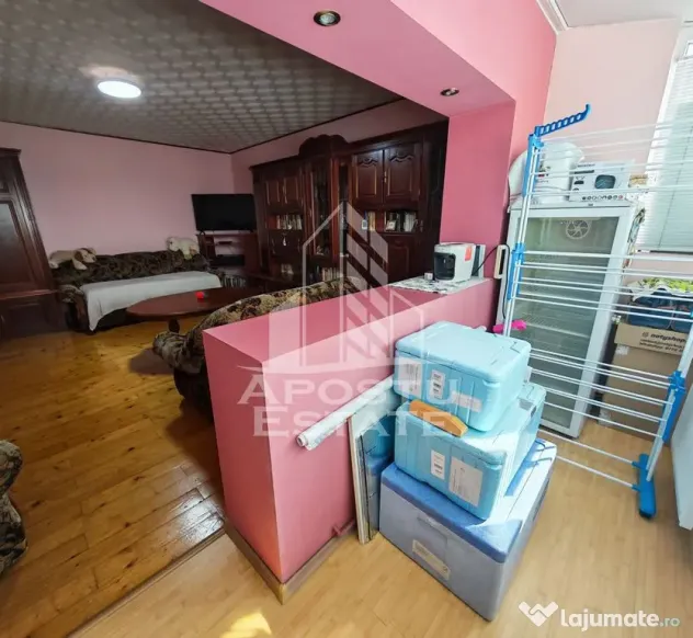 Apartament 2 camere de vanzare, etaj 3, centrala, Mircea cel Batran - Timisoara (Timis)