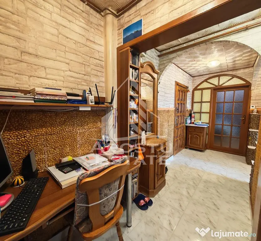 Apartament 2 camere de vanzare, etaj 3, centrala, Mircea cel Batran - Timisoara (Timis)