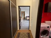 Apartament cu 3 camere,semidecomandat,centrala proprie ,zona Girocului 