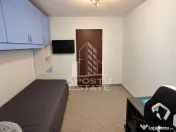 Apartament cu 3 camere,semidecomandat,centrala proprie ,zona Girocului 