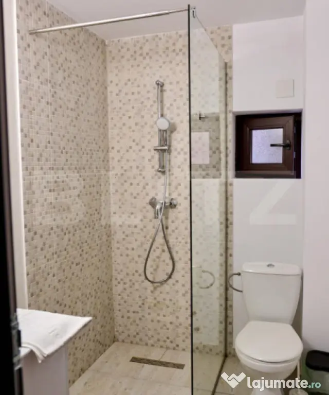 Pensiune de vanzare, 397 mp, zona Valenii de Munte - Drajna De Jos (Prahova)