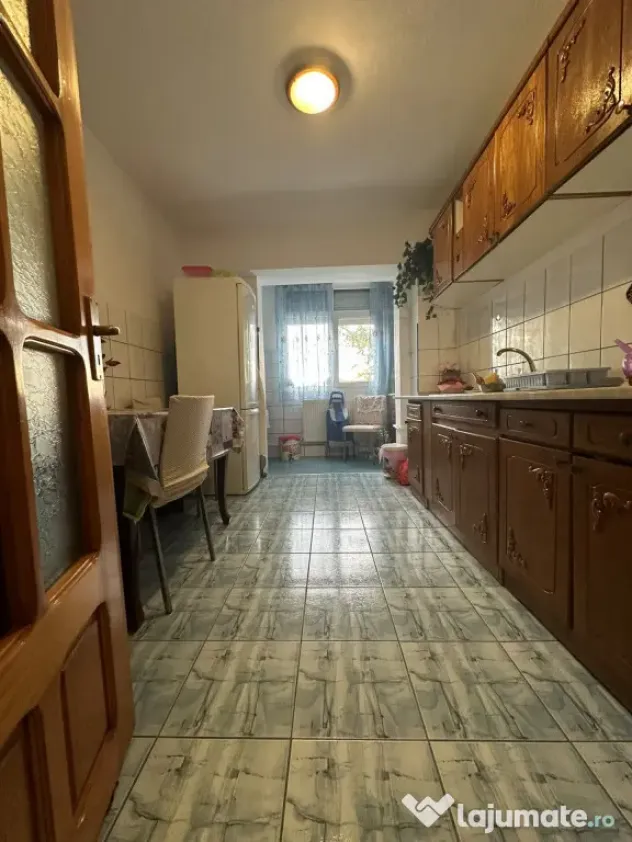 Apartament 3 camere decomandat, zona Radu Negru, etaj 2. - Braila (Braila)