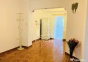 Apartament cu 2 camere si living la parter Calea Lipovei 