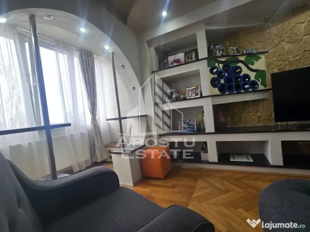 Apartament 3 camere decomandat, etaj 4/4 negociabil - Arad (Arad)