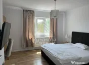 Cladire cu 4 apartamente si sala de evenimente ptr 60 persoane 