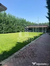 Cladire cu 4 apartamente si sala de evenimente ptr 60 persoane 