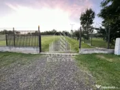 Casa de vacanta cu. teren 31.300 Nadas, 38 km de Timisoara. 