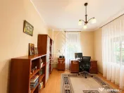 Casa individuala cu gradina si terasa, 6 camere, zona Mehala 