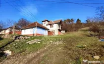 Casa 330 mp + teren 777 mp Sebis 9 camere ,vedere panoramica