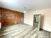 Casa la curte comuna - zona UTA 