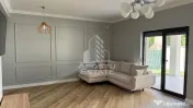 Duplex modern în Dumbrăvița, la liziera pădurii 