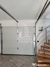 Casa desfasurata pe doua niveluri,zona Podgoria