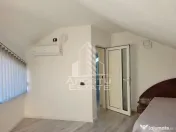Casa desfasurata pe doua niveluri,zona Podgoria