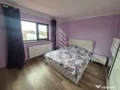 Casă spațioasă 320 mp, teren 1207 mp, central în Pesac 